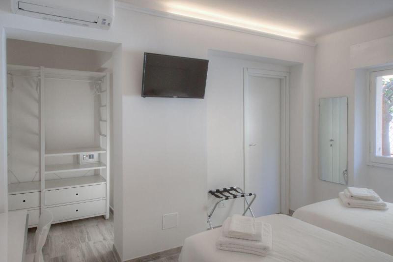 Rione San Carlo Hotel Finale Ligure Bagian luar foto