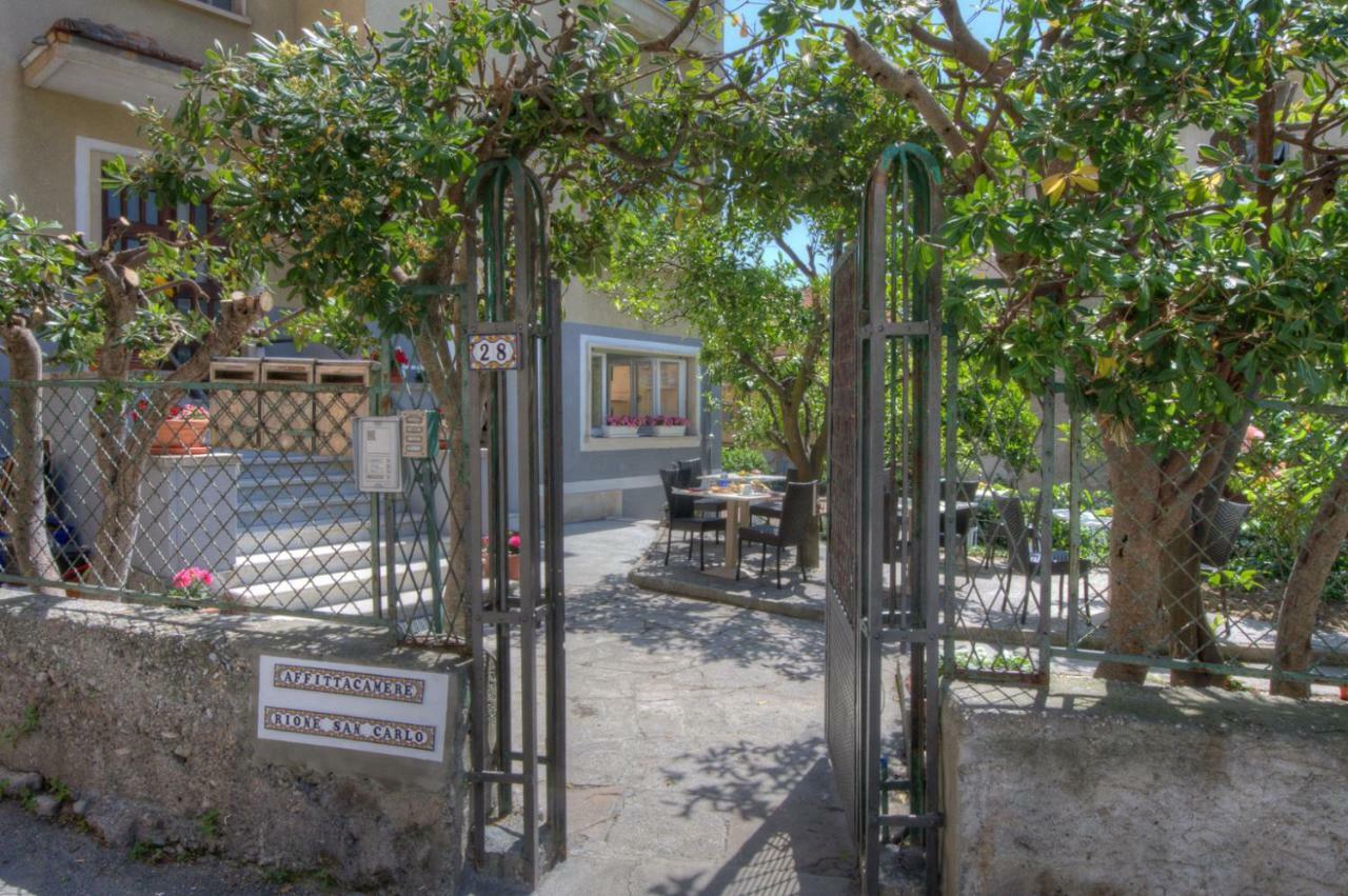 Rione San Carlo Hotel Finale Ligure Bagian luar foto