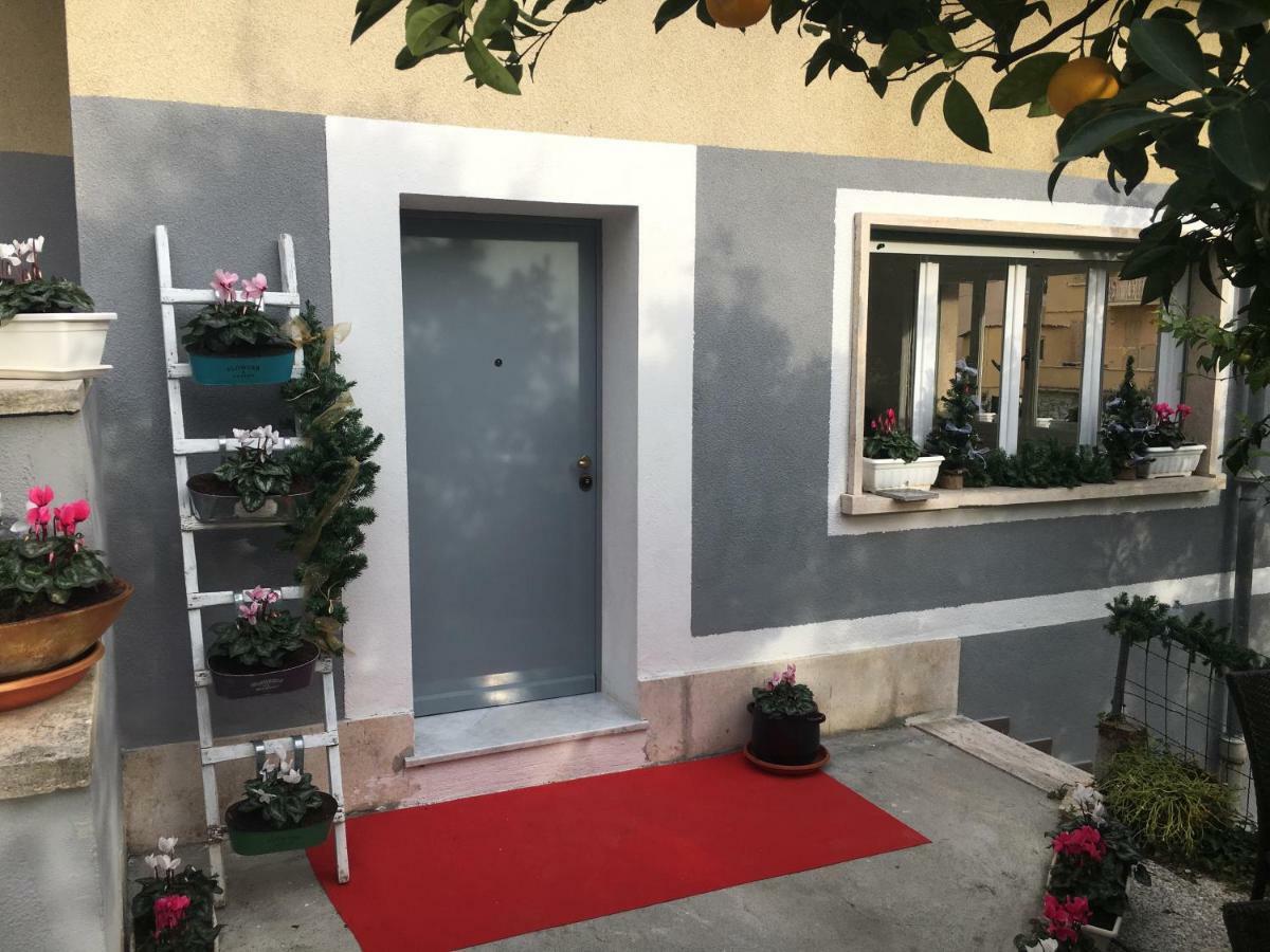 Rione San Carlo Hotel Finale Ligure Bagian luar foto